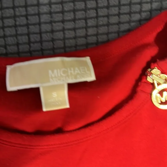 Michael Kors Tshirt - Picture 2 of 5